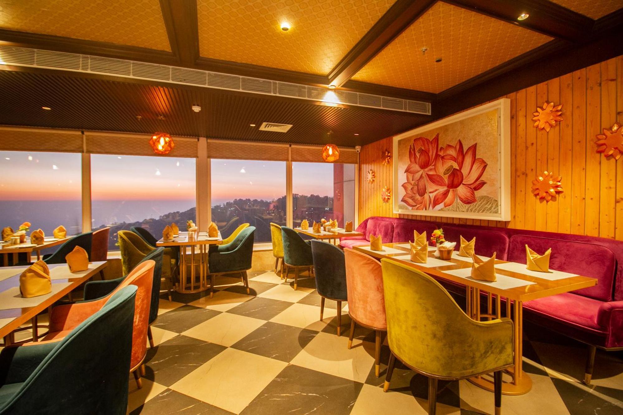 Amritara Surya, Mcleodganj, Dharamshala Otel Dış mekan fotoğraf