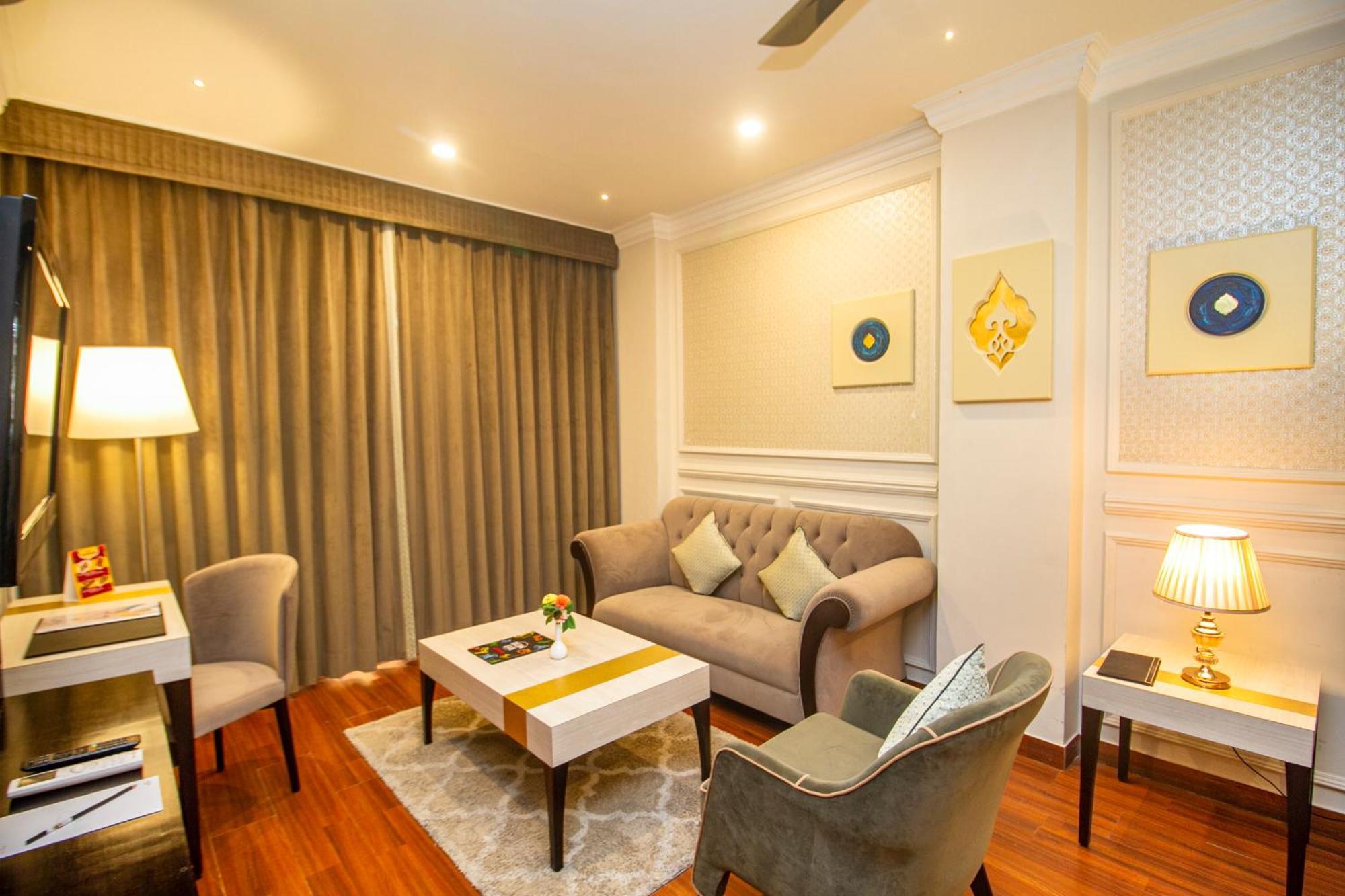 Amritara Surya, Mcleodganj, Dharamshala Otel Dış mekan fotoğraf