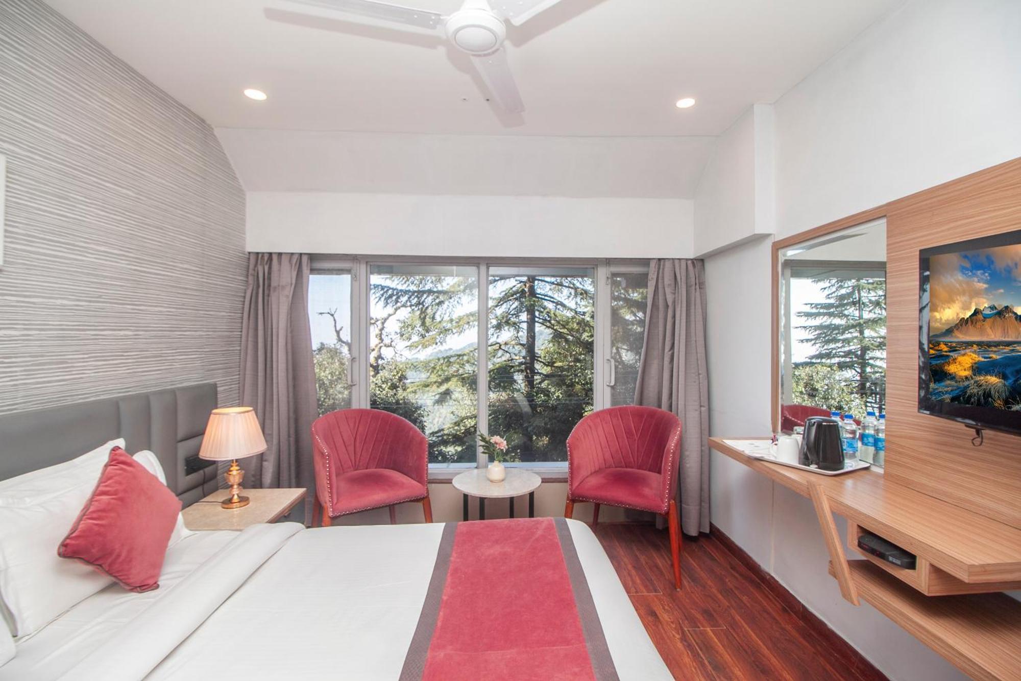 Amritara Surya, Mcleodganj, Dharamshala Otel Dış mekan fotoğraf