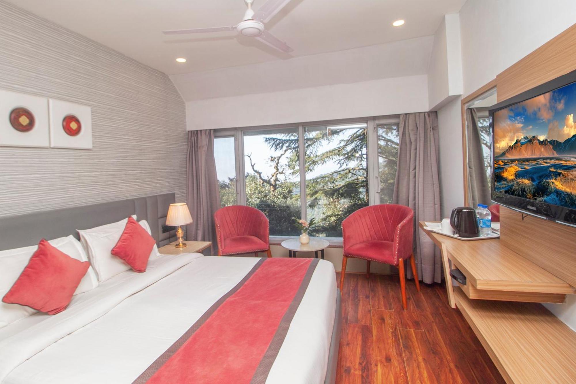 Amritara Surya, Mcleodganj, Dharamshala Otel Dış mekan fotoğraf