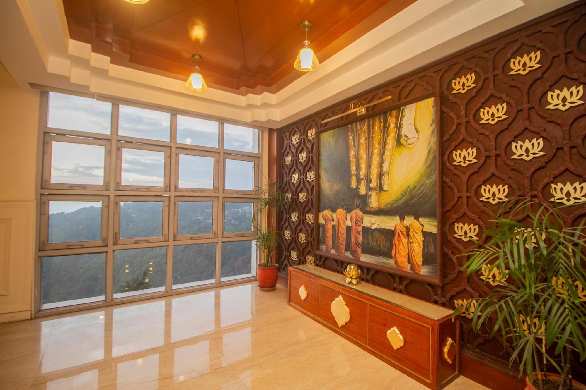 Amritara Surya, Mcleodganj, Dharamshala Otel Dış mekan fotoğraf