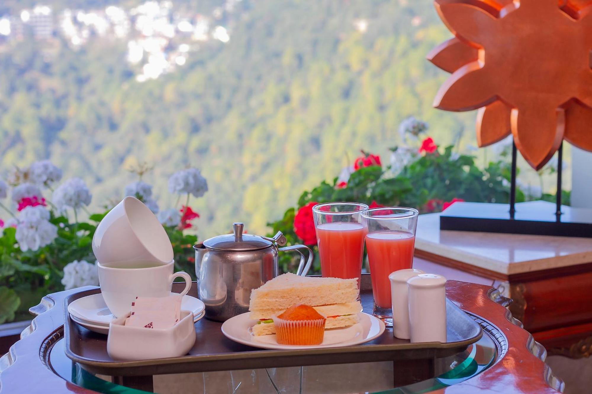 Amritara Surya, Mcleodganj, Dharamshala Otel Dış mekan fotoğraf